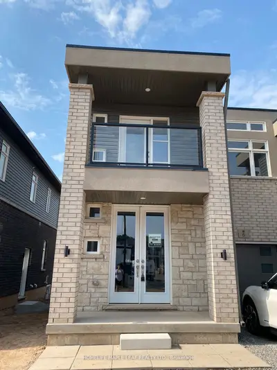 5672 Dorchester Road 6, Niagara Falls, On L2g 4y8