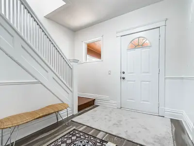 5001 Kitchener Street, Niagara Falls, On L2g 1a9