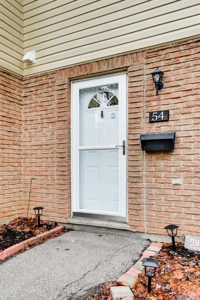 166 W Southdale Road W 54, London South, On N6j 2j1