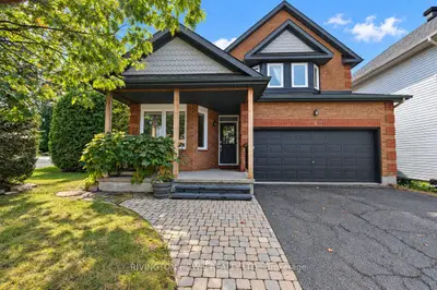 8 Colindale Avenue, Barrhaven, On K2j 4v6