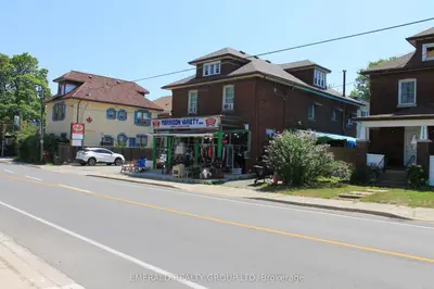 5124 Morrison Street, Niagara Falls, On L2e 2e1