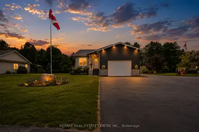 16 WILLIAMS Drive, Bancroft, ON K0L 1C0