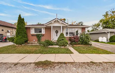 74 William Street, Kawartha Lakes, On K0m 1a0