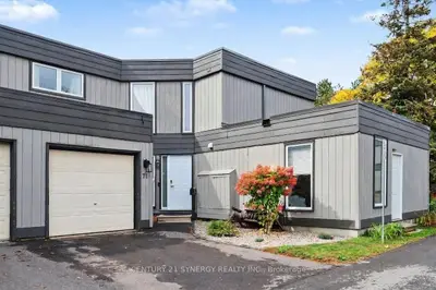 71 Compata Way, Blackburn Hamlet, On K1b 4x1