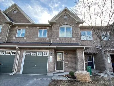 418 GALATINA Way, Kanata, ON K2K 0E7
