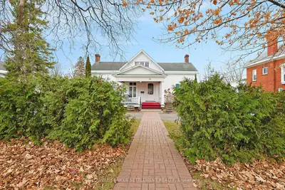 68 Wilson Street W, Perth, On K7h 2n6