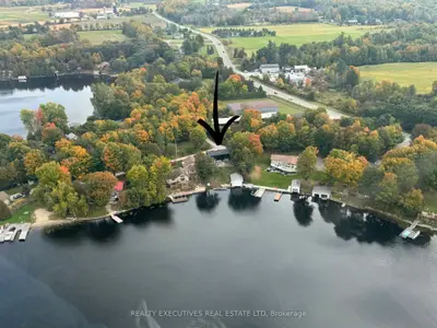 30 R7a Road, Rideau Lakes, On K0g 1l0