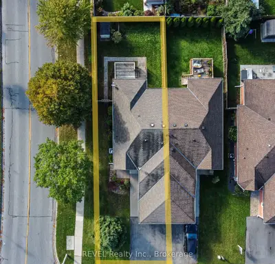 3 Jackson Court W, Welland, On L3c 7g2