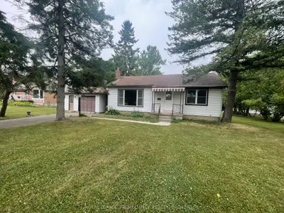 462 Coronation Boulevard, Loyalist, On K7m 5p9