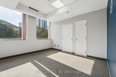 151 York Boulevard 208, Hamilton, On L8r 3m2