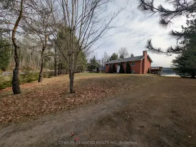 1012 Papineau Lake Road, Hastings Highlands, On K0l 2r0