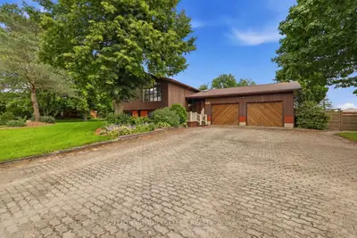 108 Victoria Drive, Strathroy-caradoc, On N0l 1t0