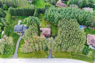 4 Pine Ridge Road, Erin, On N0b 1t0