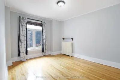 29 Argyle Avenue 2, Ottawa Centre, On K2p 1b3