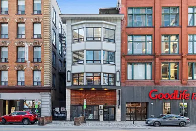 201 Queen Street, Ottawa Centre, On K1p 5c9