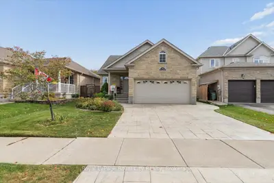 18 Mullin Drive, Guelph, On N1e 1b5