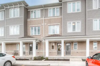 24 Morrison Road C4, Kitchener, On N2a 0l1