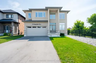 34 Hampshire Place, Hamilton, On L8j 3w8