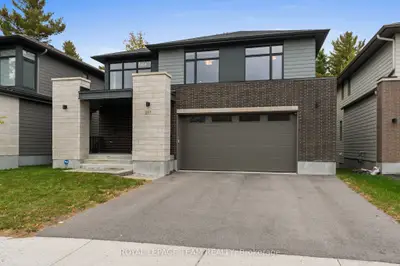 217 Ketchikan Crescent, Kanata, On K2t 0s3