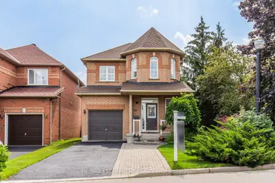 109 Peachwood Crescent, Hamilton, On L8e 5z7