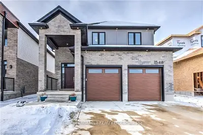1546 MEDWAY PARK Drive, London North, ON N6G 0Z6