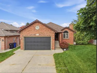 8 Garden Path, Chatham-kent, On N7l 5l5
