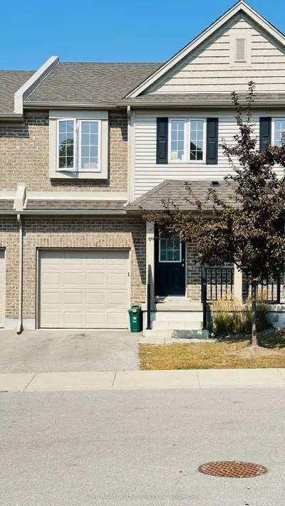 50 Pinnacle Drive 12, Kitchener, On N2p 0h8