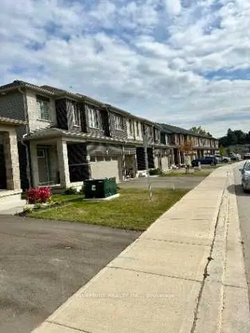 10 Goldie Mill Road, North Dumfries, On N0b 0b7