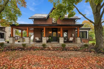 40 Caroline Street, Kawartha Lakes, On K9v 1t1