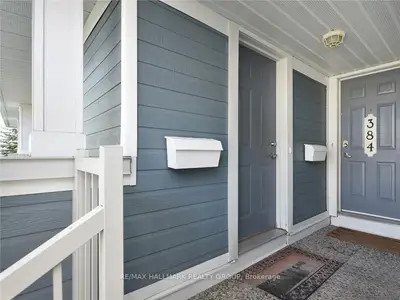 386 CROWNRIDGE Drive, Kanata, ON K2M 3A4