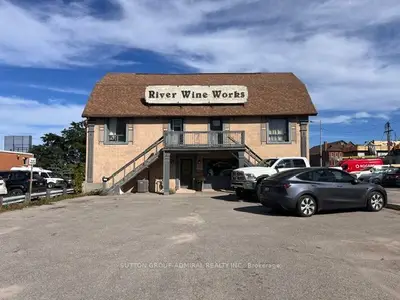 10 York Street, Kawartha Lakes, On K9v 3z6