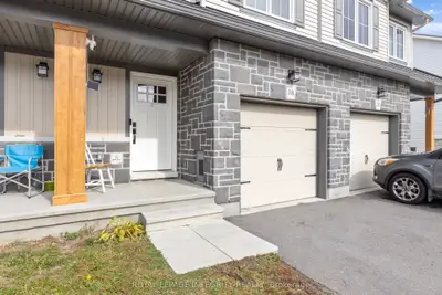 18 Margaret Graham Terrace, Smiths Falls, On K7a 0b9