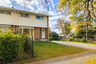 2258 Russell Road, Elmvale Acres And Area, On K1g 1b4