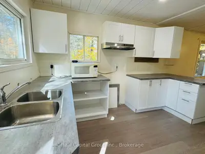 1080 Four Seasons Road, Gravenhurst, On P0e 1n0
