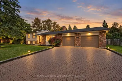 29 Jonathan Pack Street, Stittsville - Munster - Richmond, On K2s 0r4