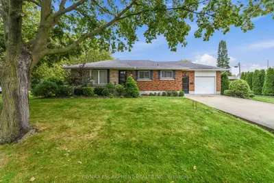 4 Regina Avenue, St. Catharines, On L2m 3g6
