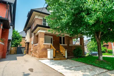 48 Burris Street 1, Hamilton, On L8m 2j4