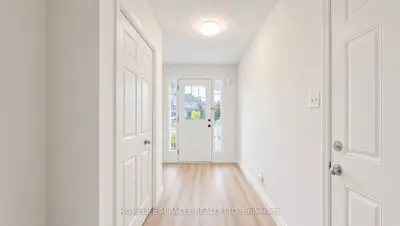 250 Parkvale Drive, Kitchener, On N2r 1y8