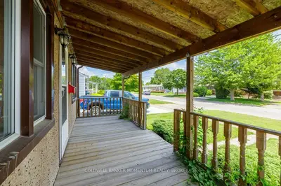 18 Pietz Avenue, Welland, On L3c 1z4