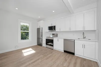 388 Wilson Street #2, Hamilton, On L8l 1s9