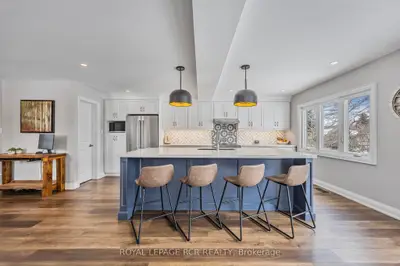 18 Peter Street, Amaranth, On L9w 5z8