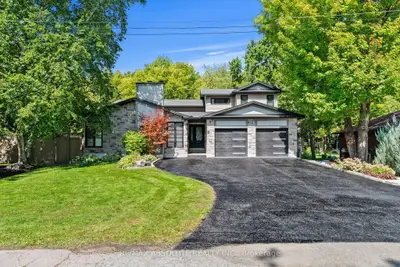 21 Revol Road, Tanglewood - Grenfell Glen - Pineglen, On K2g 0b8