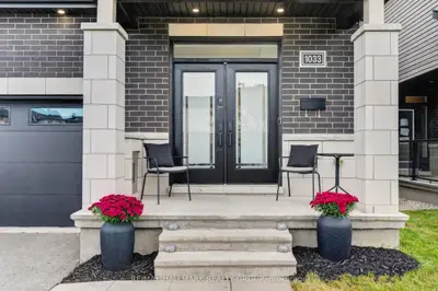1033 Hydrangea Avenue, Blossom Park - Airport And Area, On K4m 0l4