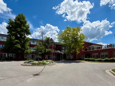 4 HERITAGE Way 303, Kawartha Lakes, ON K9V 5Z2