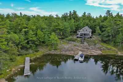7772 Island 1810/bone Island, Georgian Bay, On P0e 1e0