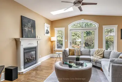 128 Charles Street, Stratford, On N5a 5x9