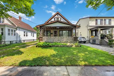 208 Ross Avenue, Sarnia, On N7t 1j7
