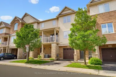 541 Winston Road 50, Grimsby, On L3m 0c5