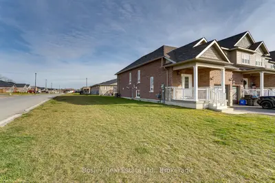 11 Tolman Street, Brighton, On K0k 1h0