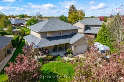128 Keating Drive, Centre Wellington, On N0b 1s0